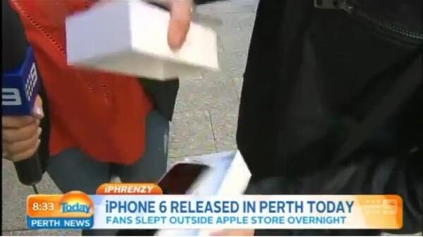 Iphone 6 pertama yg laku di perth,ngakak gan!!