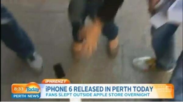 Iphone 6 pertama yg laku di perth,ngakak gan!!