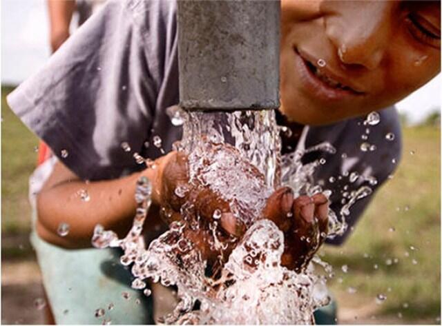 Perjuangan Masyarakat di Beberapa Daerah Untuk Mendapatkan Air Bersih (MIRIS)