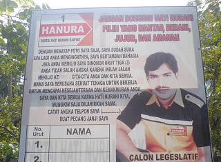 SPANDUK PEMILU YANG ANEH