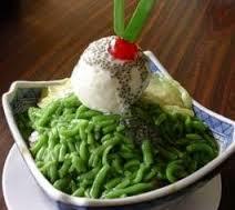 SPANDUK PEMILU YANG ANEH