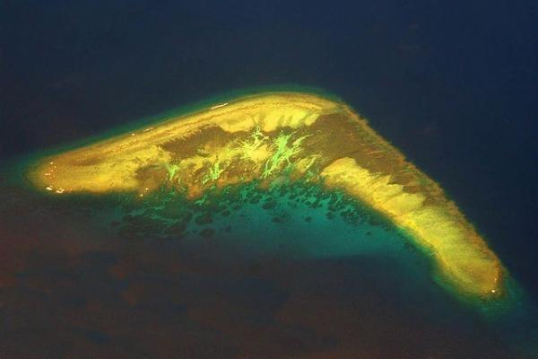 5 Pulau - Pulau Yang Berbentuk Unik