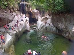 Indahnya Air Terjun Nyarai di Lubuk Alung Pariaman