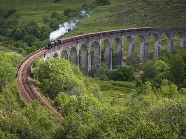 10 Perjalanan Kereta Paling Romantis Di Dunia