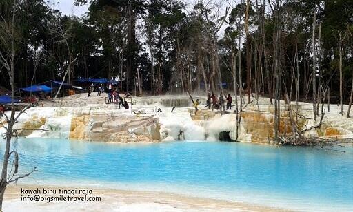 Awesome...Kawah Biru Tinggi Raja, Sumatera Utara! 