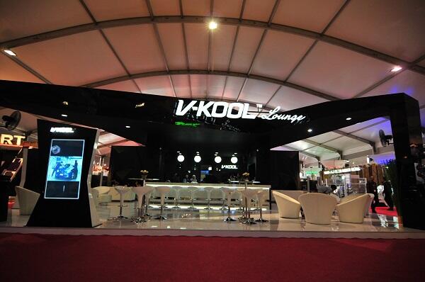 Konsep Seru Booth V-KOOL di IIMS 2014! Buruan Mampir!
