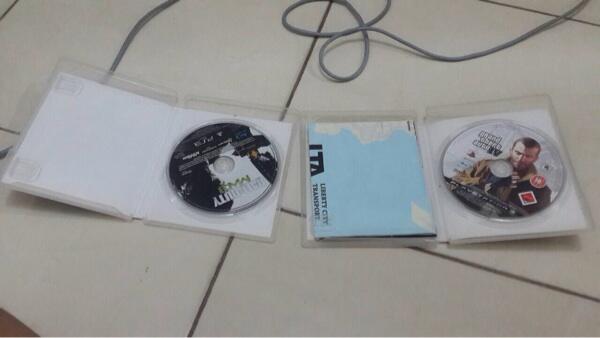 Di jual kaset gta v dan cod 3 ps 3