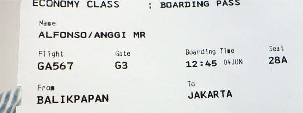 Mulai 1 Oktober 2014 Bayar PSC Tiket Garuda Di Bandara