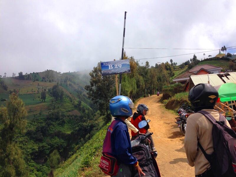 NEGERI DI ATAS AWAN- PUNCAK B29 LUMAJANG 2900 mdpl