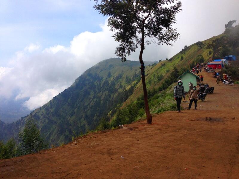 NEGERI DI ATAS AWAN- PUNCAK B29 LUMAJANG 2900 mdpl