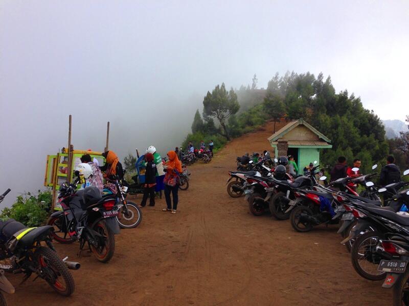 NEGERI DI ATAS AWAN- PUNCAK B29 LUMAJANG 2900 mdpl