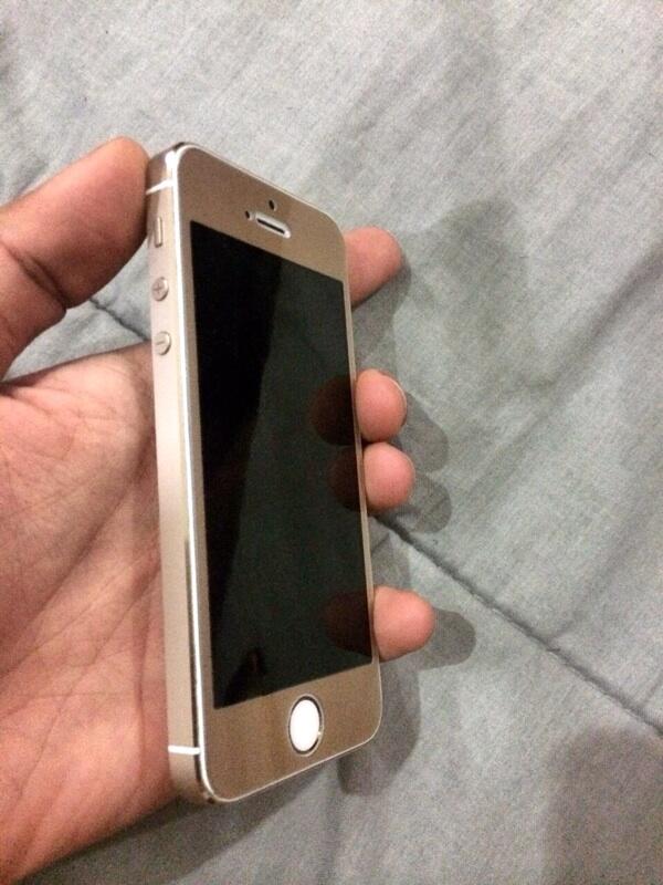 iphone 5s 16gb gold fu masih garansi panjang mulus