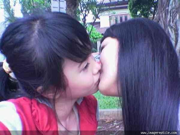 &#91;kali ane setuju&#93;100 Kali Cambuk Bagi Pasangan Gay dan Lesbian di Aceh
