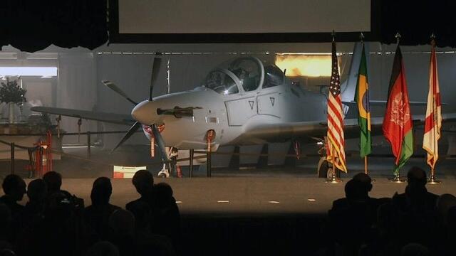 &#91;PIC&#93; Embraer &amp; SNC Roll Out A-29 'Super Tucano' Rakitan Amerika