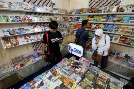 6++ Tipe Orang Saat Ke Pameran Buku !! Agan Termasuk Yang Mana ??