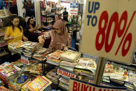 6++ Tipe Orang Saat Ke Pameran Buku !! Agan Termasuk Yang Mana ??