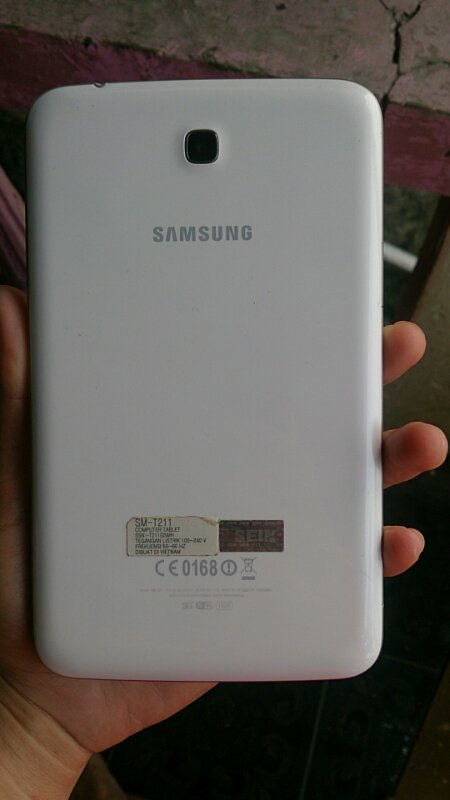 JUAL Samsung Tab 3 7.0 3G+WiFi SM-T211 fullset mulus murah COD IPB Dramaga - Bogor