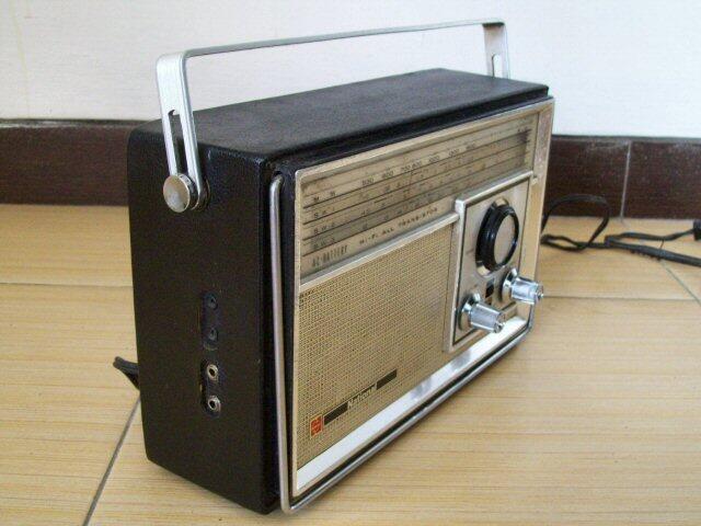 Radio Antik National R-441B