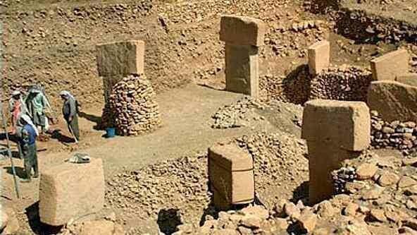 12 Peninggalan Sejarah Paling Misterius Di Dunia