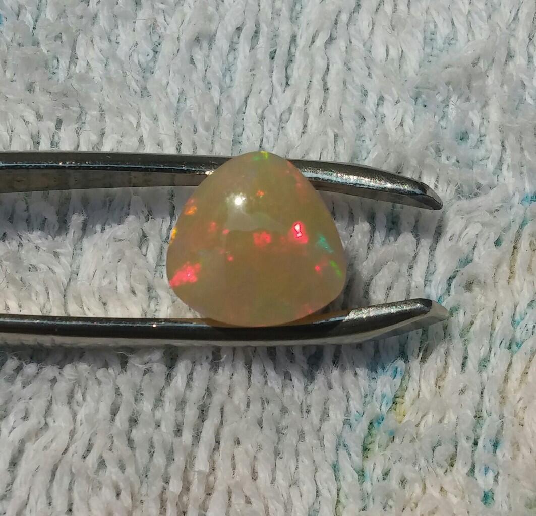 Opal/kalimaya jarong