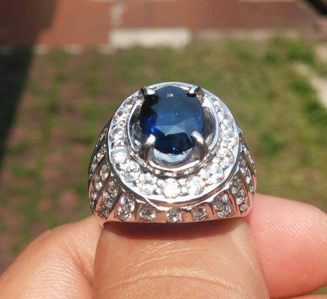 Royal BlueSapphire