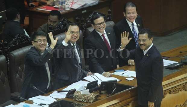 &#91;RIP Demokrasi&#93; Sidang Paripurna DPR putuskan Pilkada dipilih DPRD!