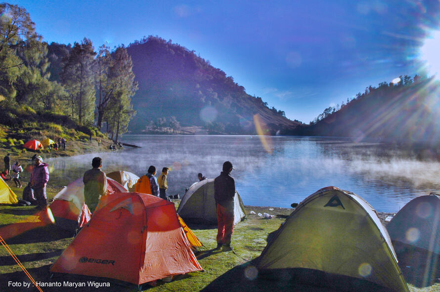 INI GAN TEMPAT YANG KEREN UNTUK MENDIRIKAN TENDA ALIAS BERKEMAH