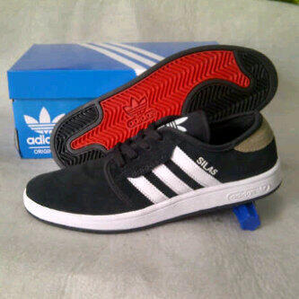 #YUKAHDIORDER Sepatu ADIDAS, NIKE, KICKERS dan lainnya. ORI 100%
