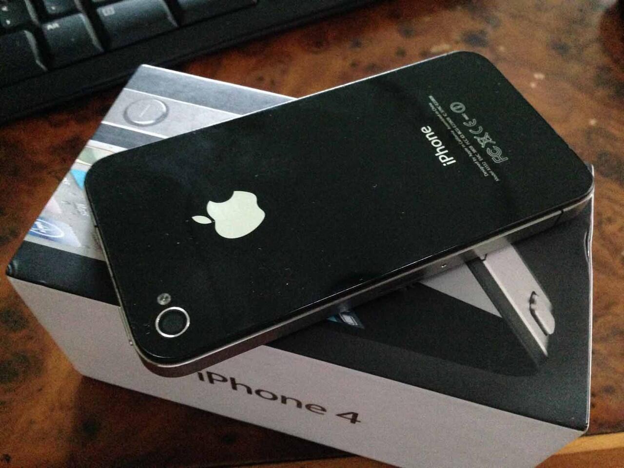 iphone 4G black, mulus komplit, murah bgt please, BANDUNG