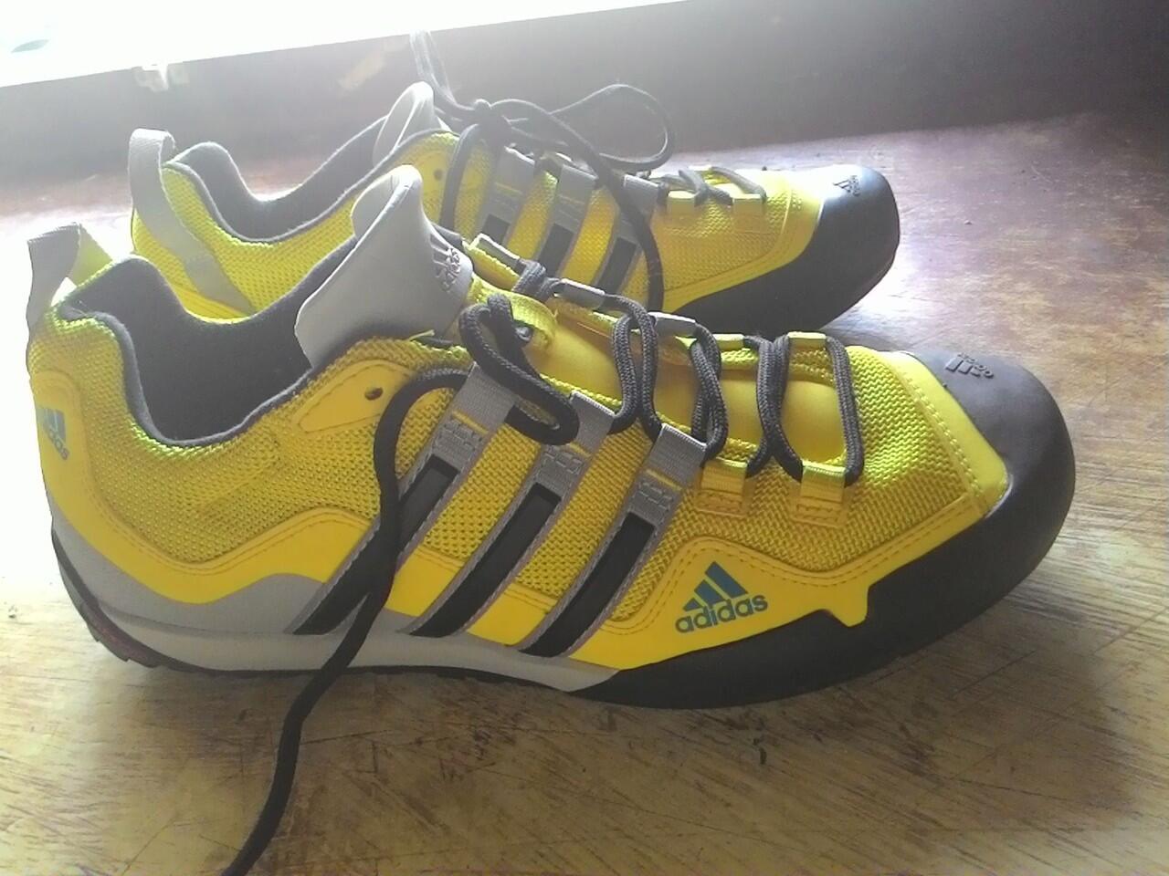 Terjual sepatu outdoor Adidas Traxion ORI  KASKUS