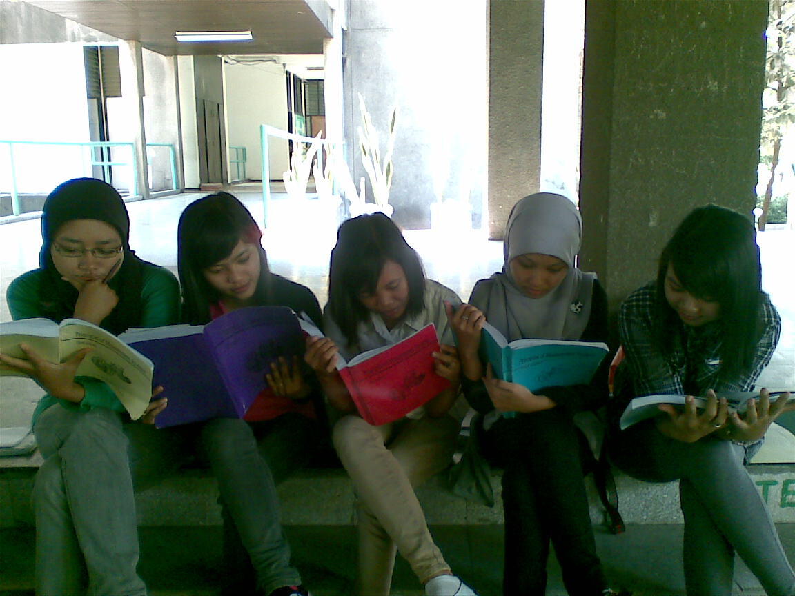 Beberapa alasan Mahasiswa rajin masuk kuliah