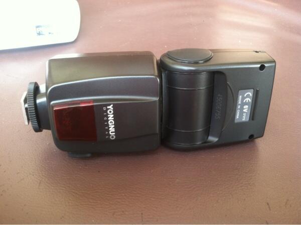 WTS flash yongnuo, fm radio trigger, casan battre+batre eneloop