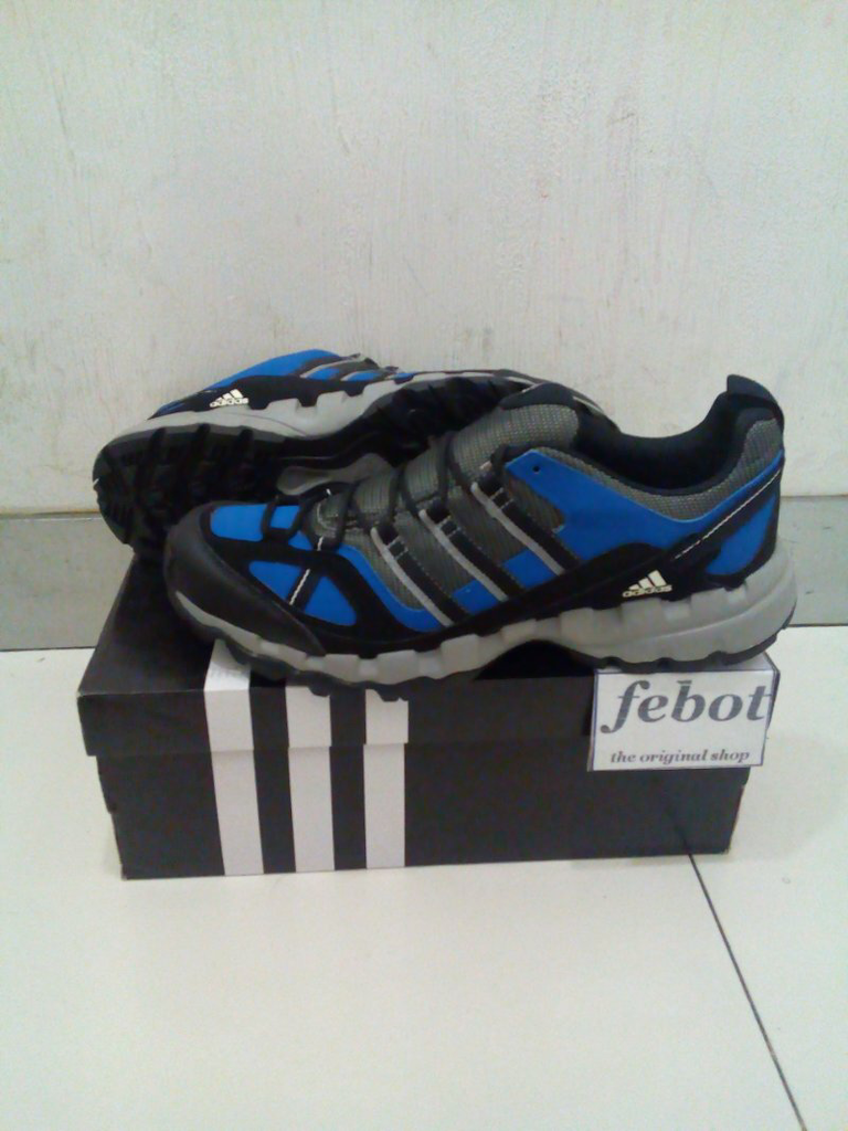 ADIDAS AX 1 TR