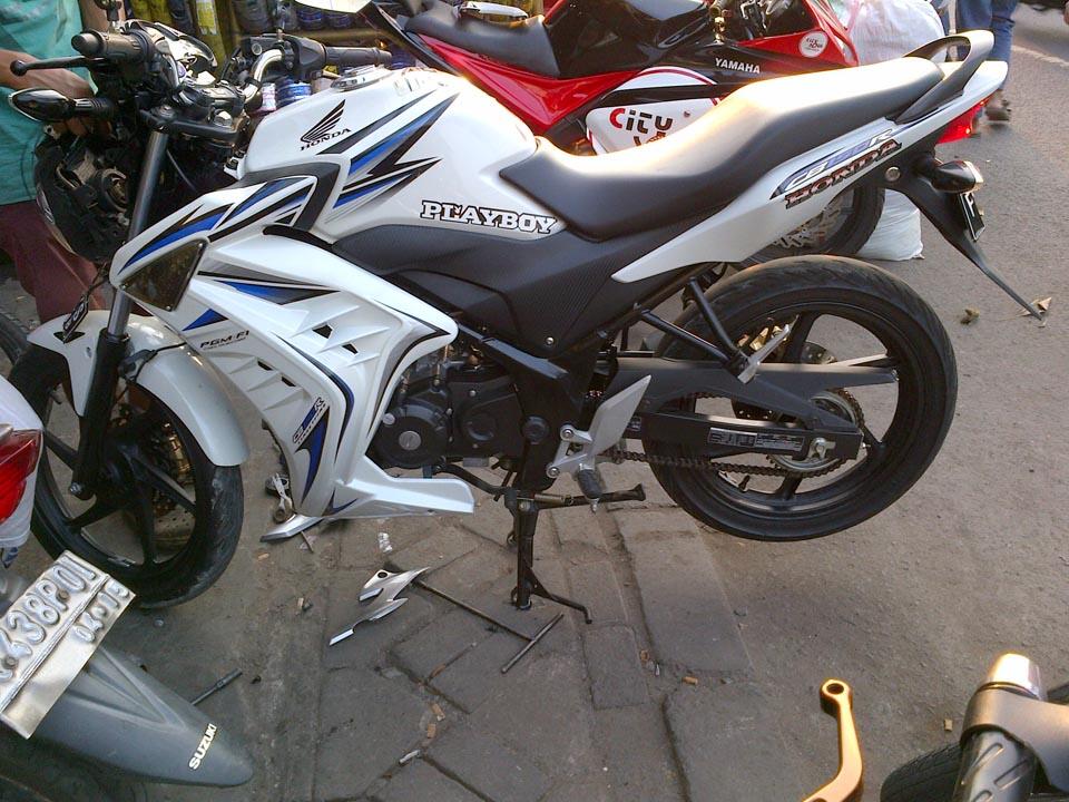 Terjual Aksesoris Byson CB150R Fairing Undertail Cover 