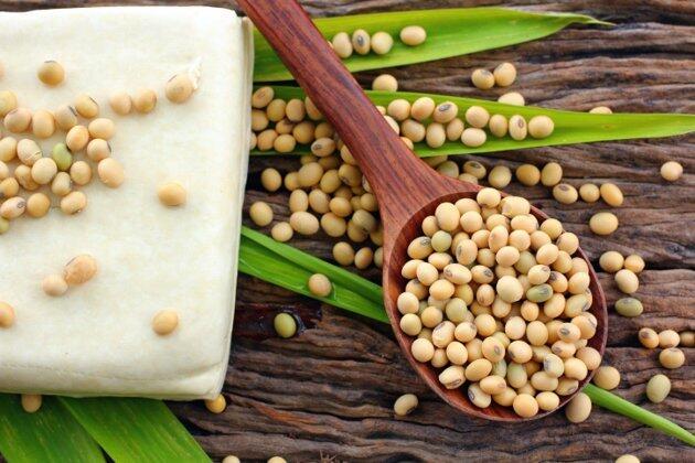 Tujuh Makanan Sehat yang Berbahaya Jika Dimakan Terlalu Banyak