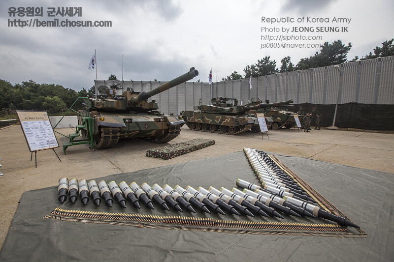 &#91;PIC&#93; Alutsista Korea Diperagakan Didepan Personil Militer Asing