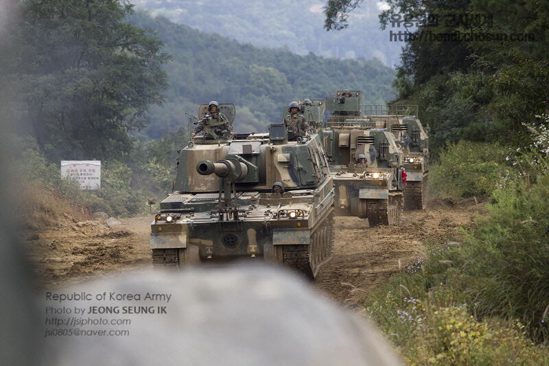 &#91;PIC&#93; Alutsista Korea Diperagakan Didepan Personil Militer Asing