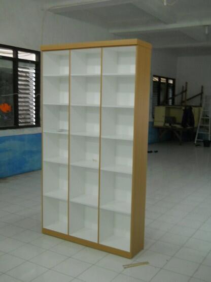 Terjual Kabinet Dokumen Kantor Rak  Buku  Perpustakaan 