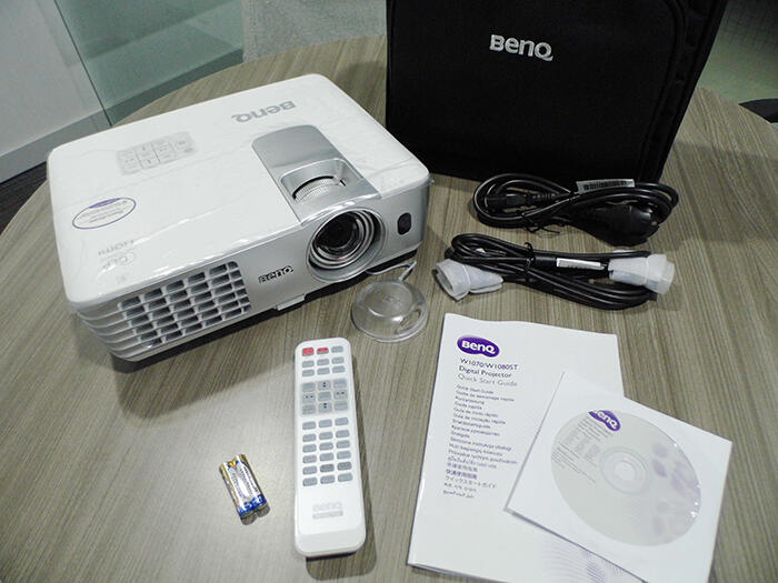 Unboxing BenQ Home Video Projector W1080ST FULL HD