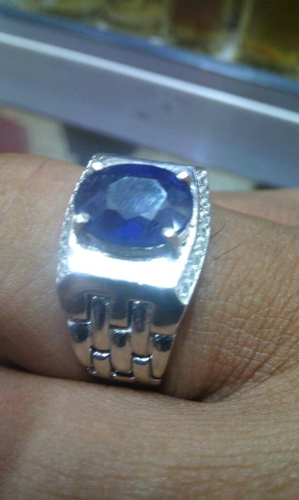 BLUE SHAPPIRE AFRIKA RING SILVER PESANAN