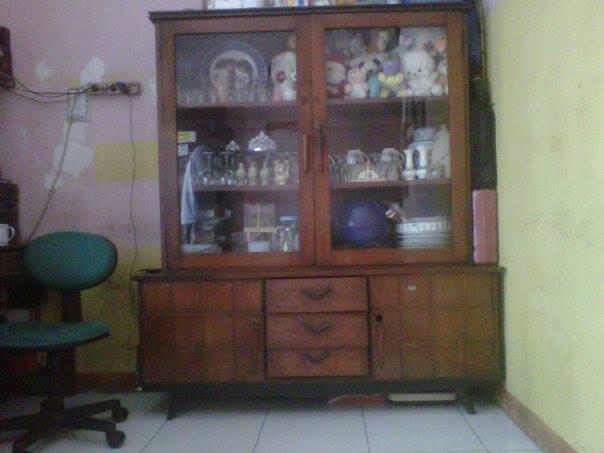 Dijual, Lemari/bufet jati tua antik 1938