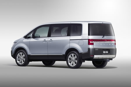 PROMO MITSUBISHI OUTLANDER, PAJERO, MIRAGE, DELICA