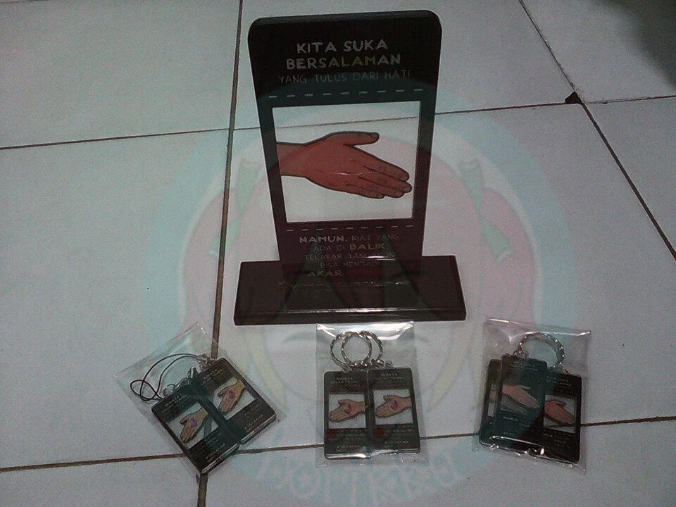 JASA BIKIN GANTUNGAN KUNCI AKRILIK/ KEYCHAIN STRAP