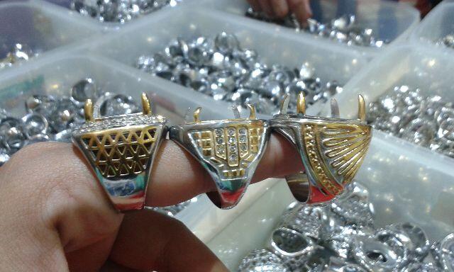 ikat cincin titanium dan alloy