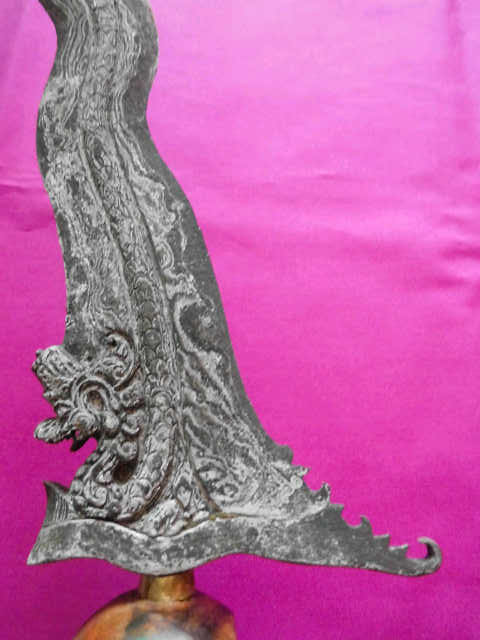 Keris Naga Bali Gagah ~ Luk 13