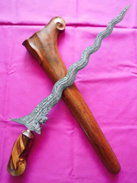 Keris Naga Bali Gagah ~ Luk 13