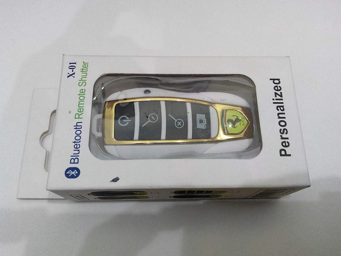 WTS TOMSIS (BLUETOOTH SHUTTER)..HOT SALE ! SELFIE JD MAKIN SERU!