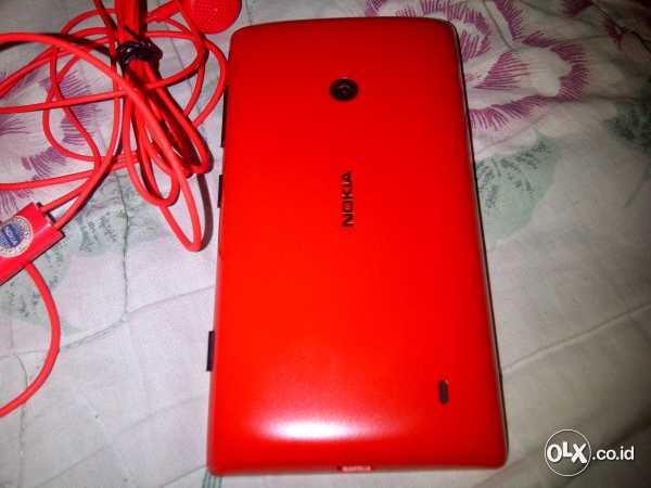 DIBELI LUMIA 520