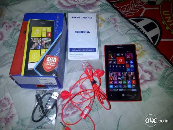DIBELI LUMIA 520