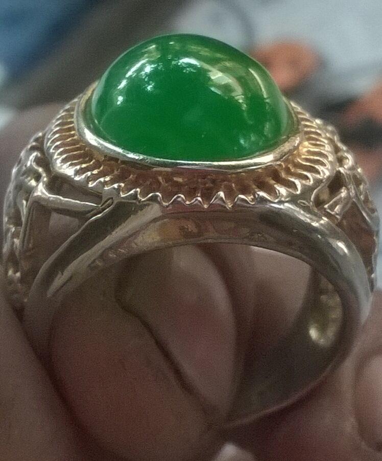batu hijau kristal COD Bandung atau Garut gan masuk dulu